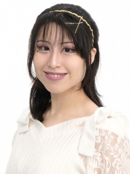 夏目 ゆか